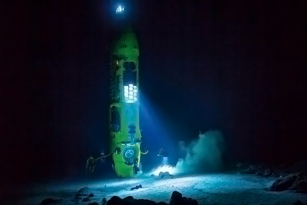 DEEPSEA CHALLENGER, the first to reach the bottom of the Mariana Trench with a solo pilot. Image: Mark Thiessen/National Geographic Creative.