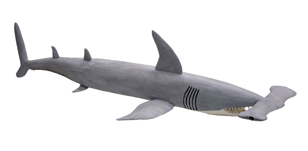 GUYKUDA MUNUNGURR - Mäna the hammerhead shark, 200 x 75 x 40 cm, Earth pigments (ochres) on wood, 2018. ANMM COLLECTION: 00055317